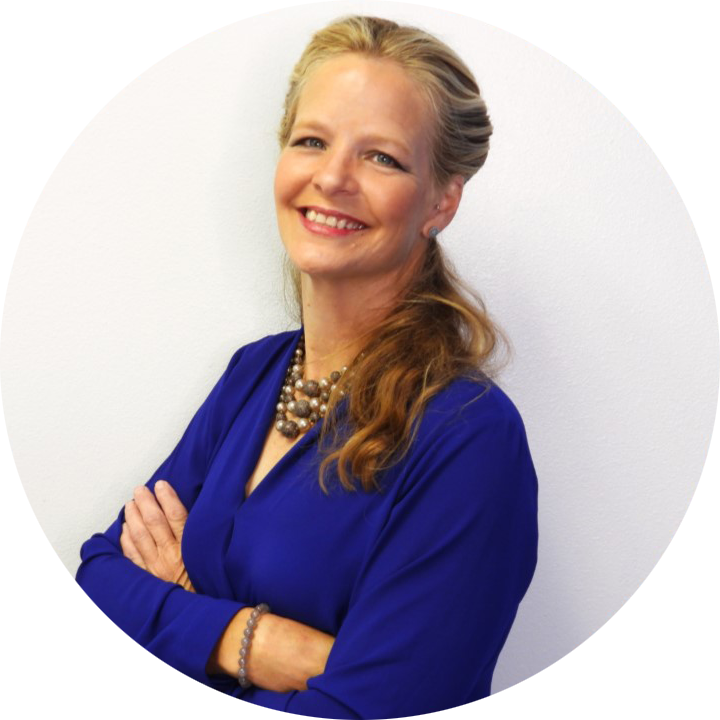Bree-Circle-Picture Dr. Heather Wright - BS, DC, CCEP, Board Certified (NBCE) in Acupuncture